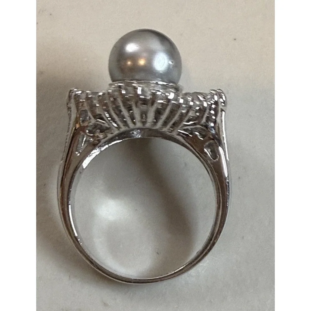 Vintage Grey Pearl Ballerina Cocktail Ring Baguette Crystal Statement Fashion